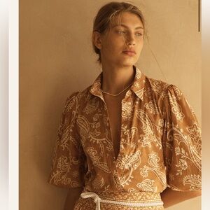 Aur Ocea Billow Sleeve Paisley Women's Top in Tan/Burnt Orange | Women’s Size 10